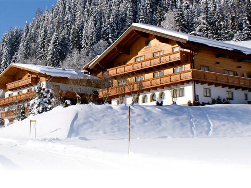 Ferienhaus And Reiterhof Poettler Флахау Экстерьер фото