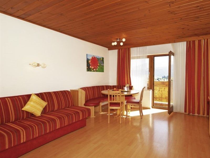 Ferienhaus And Reiterhof Poettler Флахау Экстерьер фото